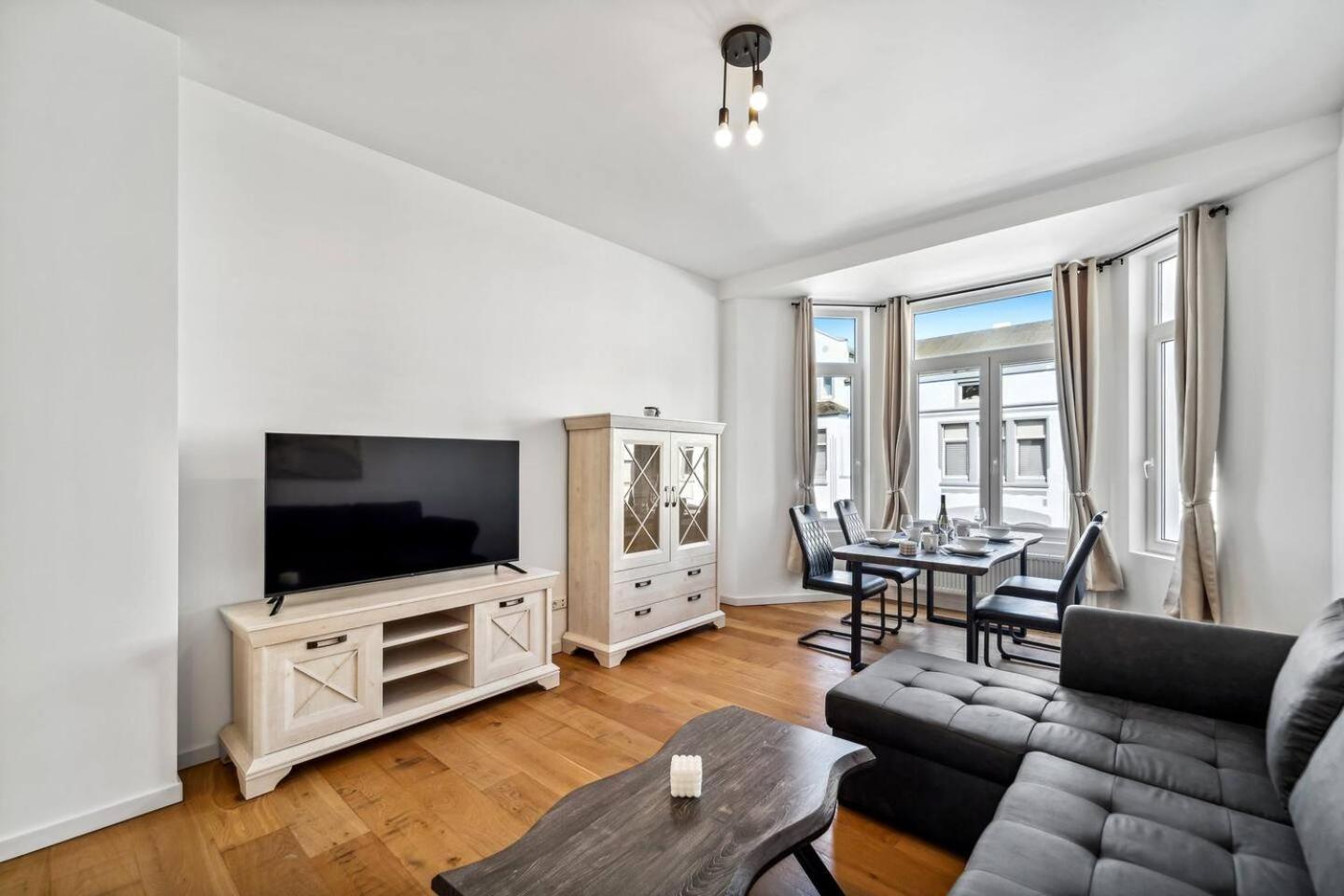 Infinity Stay Ferienapartments Rheinstrasse Βίλχελμσχαφεν Εξωτερικό φωτογραφία