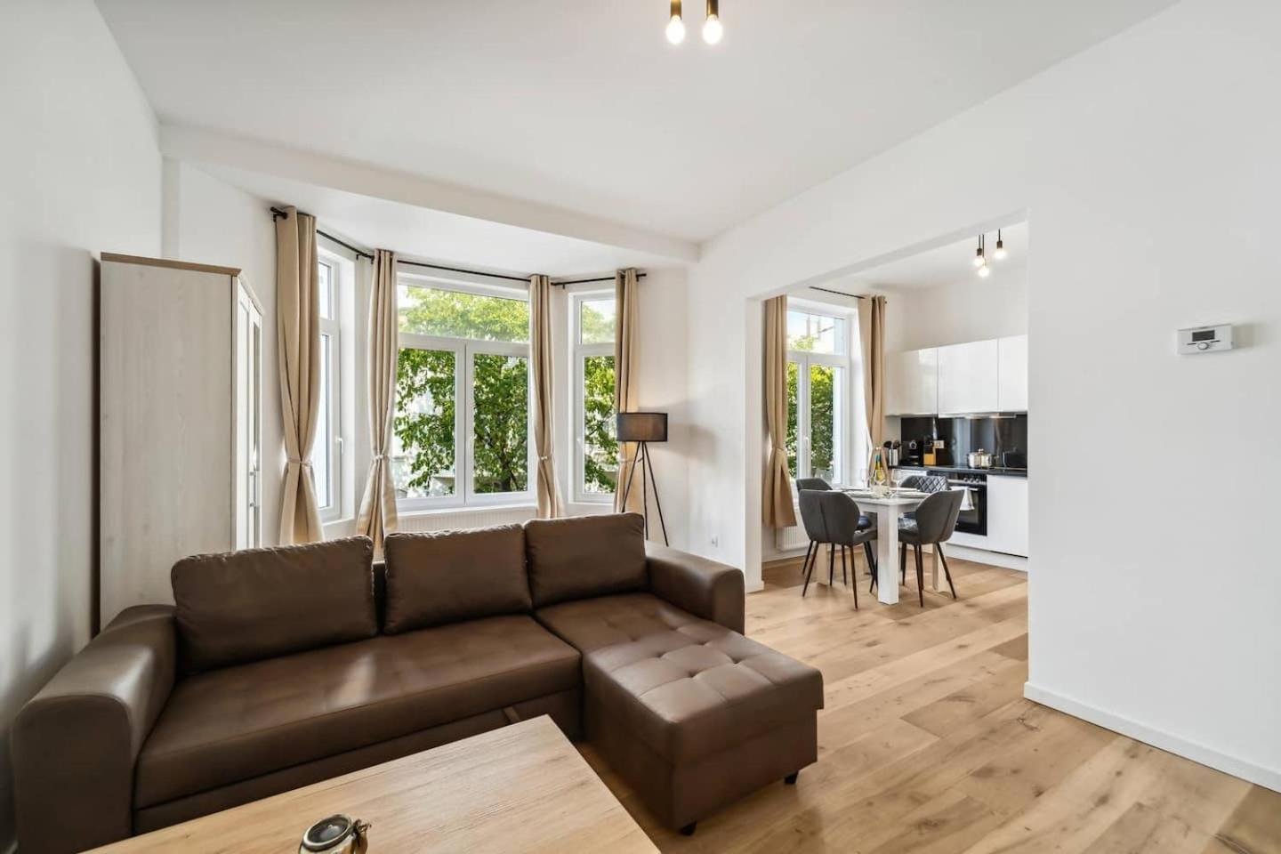 Infinity Stay Ferienapartments Rheinstrasse Βίλχελμσχαφεν Εξωτερικό φωτογραφία