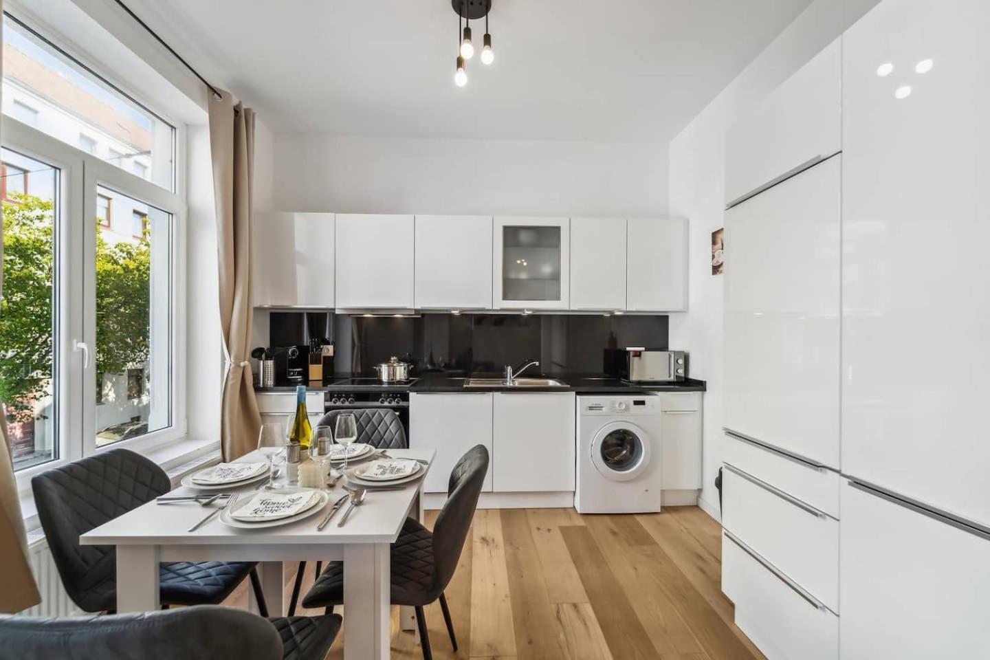 Infinity Stay Ferienapartments Rheinstrasse Βίλχελμσχαφεν Εξωτερικό φωτογραφία